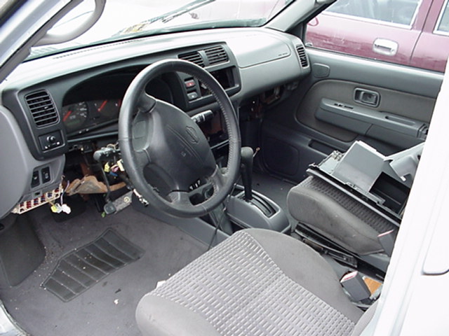 2000 Nissan Xterra ** SELL WHOLE OR PART OUT ** USED PARTS FOR SALE  Used RV Parts 