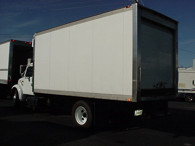1998 INTERNATIONAL 4700 DT 466E DIESEL 18FT REFER BOX FOR SALE Used RV Parts 