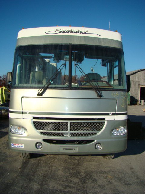 2004 SOUTHWIND 32V BY FLEETWOOD PARTS-SELL WHOLE OR PART OUT Salvage RV Parts 