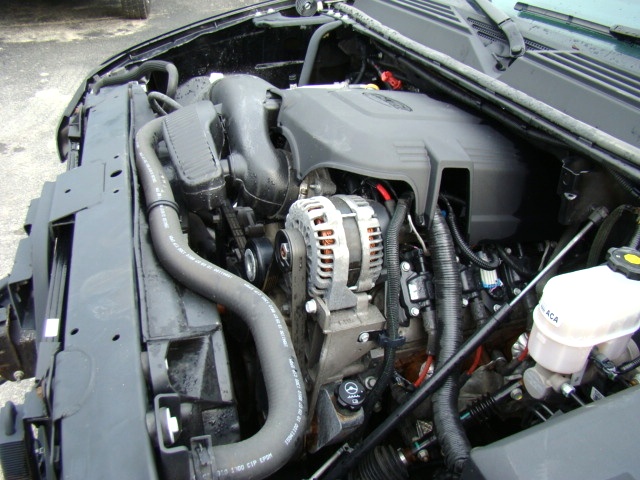 2008 CHEVROLET AVALANCHE Z71 4X4 WRECKED ** BEING REPAIRED ** Used RV Parts