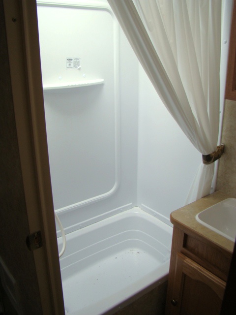 2007 KEYSTONE SPRINGDALE 28FT 1 SLIDE TRAVEL TRAILER FOR SALE Used RV Parts