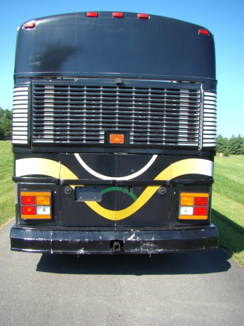 07 LIMO BUS 32-PASSENGER BY MOONLIGHT CONVERSIONS - 1993 MCI CHASSIS Used RV Parts 