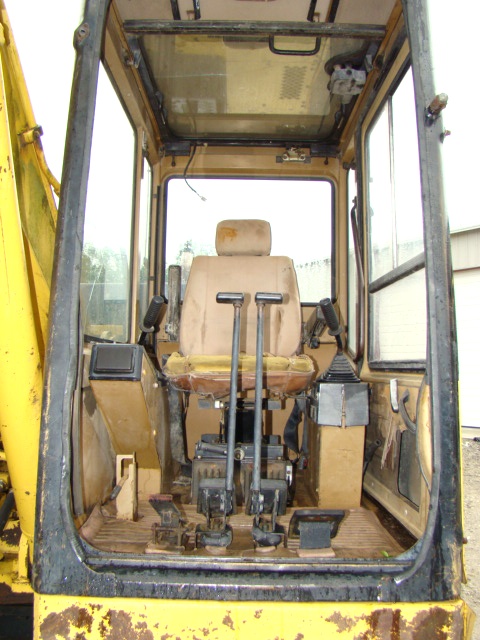 1991 CATERPILLAR E140 CAT EXCAVATOR W/THUMB USED EQUIPMENT FOR SALE Used RV Parts 