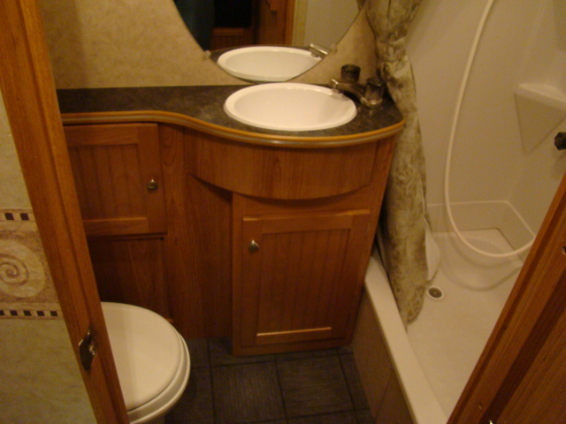 TOY HAULER CAMPER FOR RENT 2007 R-VISION BOOGIE BOX     Used RV Parts 