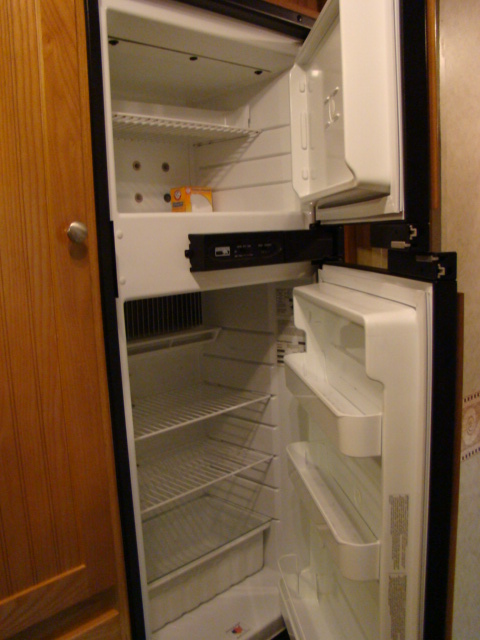 TOY HAULER CAMPER FOR RENT 2007 R-VISION BOOGIE BOX     Used RV Parts 