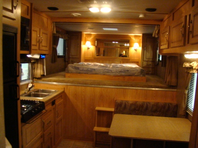 2008 WORK AND PLAY TOY HAULER MODEL 40FK 40FT FOR SALE  Used RV Parts 