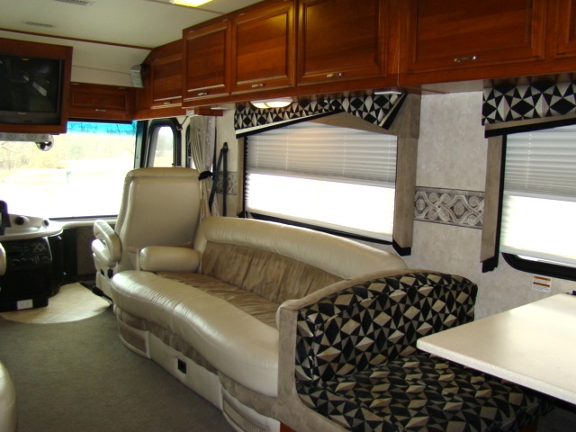 2005 FLEETWOOD REVOLUTION 40 FT 2-SLIDE CLASS A DIESEL MOTORHOME Used RV Parts 