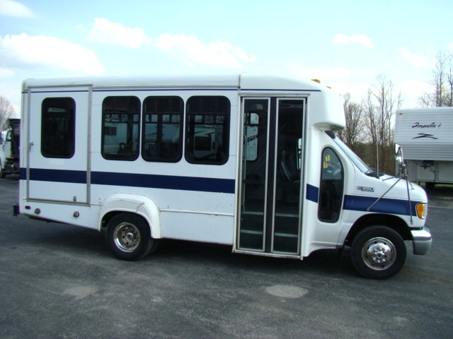2002 GOSHEN COACH PASSENGER BUS FOR SALE Used RV Parts 