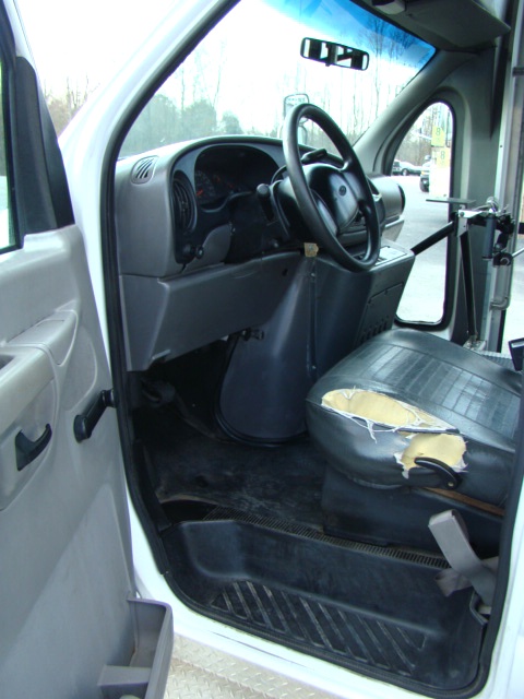 2002 GOSHEN COACH PASSENGER BUS FOR SALE Used RV Parts 