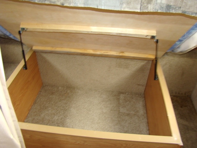 2007 KEYSTONE SPRINGDALE 27FT 1-SLIDE TRAVEL TRAILER   Used RV Parts 