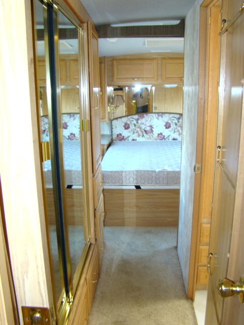 2000 FLEETWOOD BOUNDER 39Z DIESEL 39FT 1 SLIDE Used RV Parts 