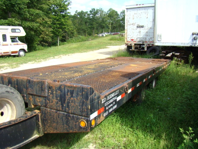 USED EAGER BEAVER EQUIPMENT TRAILER 25FT 20 TON FOR SALE Salvage RV Parts 