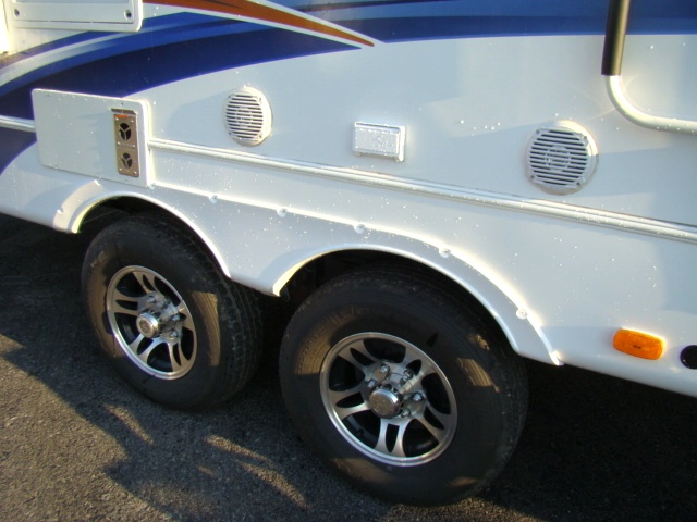2011 North Trail 28BH Fifth Wheel by Heartland RV w/Rear Bunk Beds Salvage RV Parts 