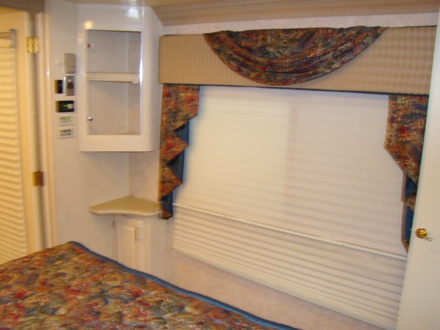 2000 GULF STREAM TOUR MASTER SERIES M-8430 FOR SALE - DAMAGED / REPAIRABLE MOTORHOME Used RV Parts