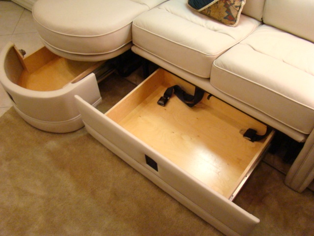 2000 GULF STREAM TOUR MASTER SERIES M-8430 FOR SALE - DAMAGED / REPAIRABLE MOTORHOME Used RV Parts