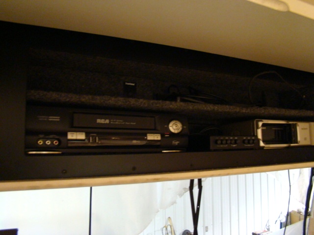 2000 GULF STREAM TOUR MASTER SERIES M-8430 FOR SALE - DAMAGED / REPAIRABLE MOTORHOME Used RV Parts