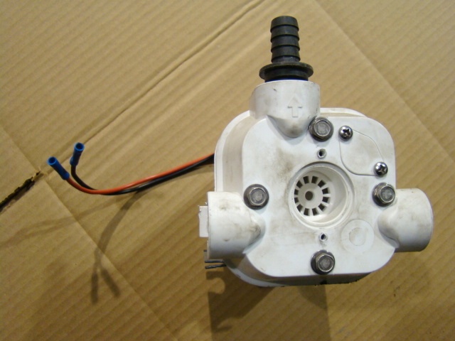 Salvage RV Parts RARITAN DIAPHRAGM PUMP AND MOTOR 166000 Used RV Parts ...