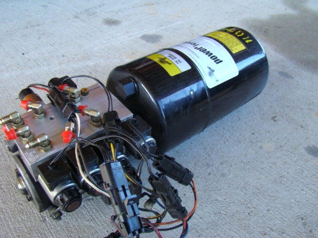 Used Power Gear Hydraulic Pump p/n 501090  Salvage RV Parts 