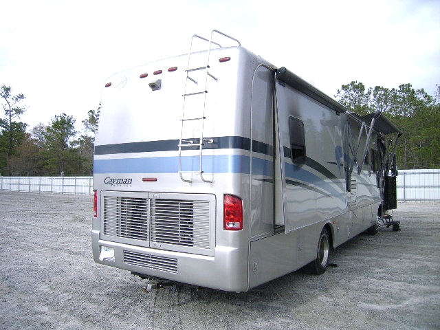 2006 MONACO CAYMAN RV PARTS USED FOR SALE CALL VISONE RV SALVAGE 606-843-9889 Salvage RV Parts 
