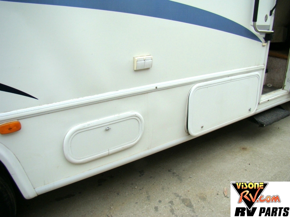 2000 HURRICANE MOTORHOME PARTS BY FOUR WINDS RV  Salvage RV Parts 